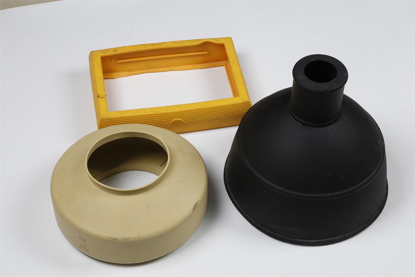 What are the requirements of the silicone seal ring for temperature?